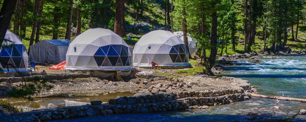 Glamping: Connecting with Nature and Recharging the Soul - We are kind - by Cromatiko
